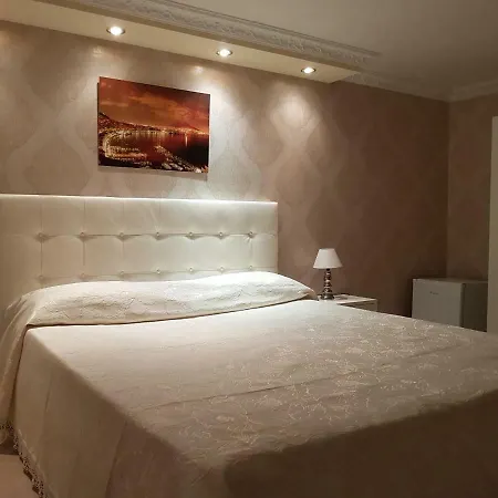 Melissa A Toledo 펜션 *